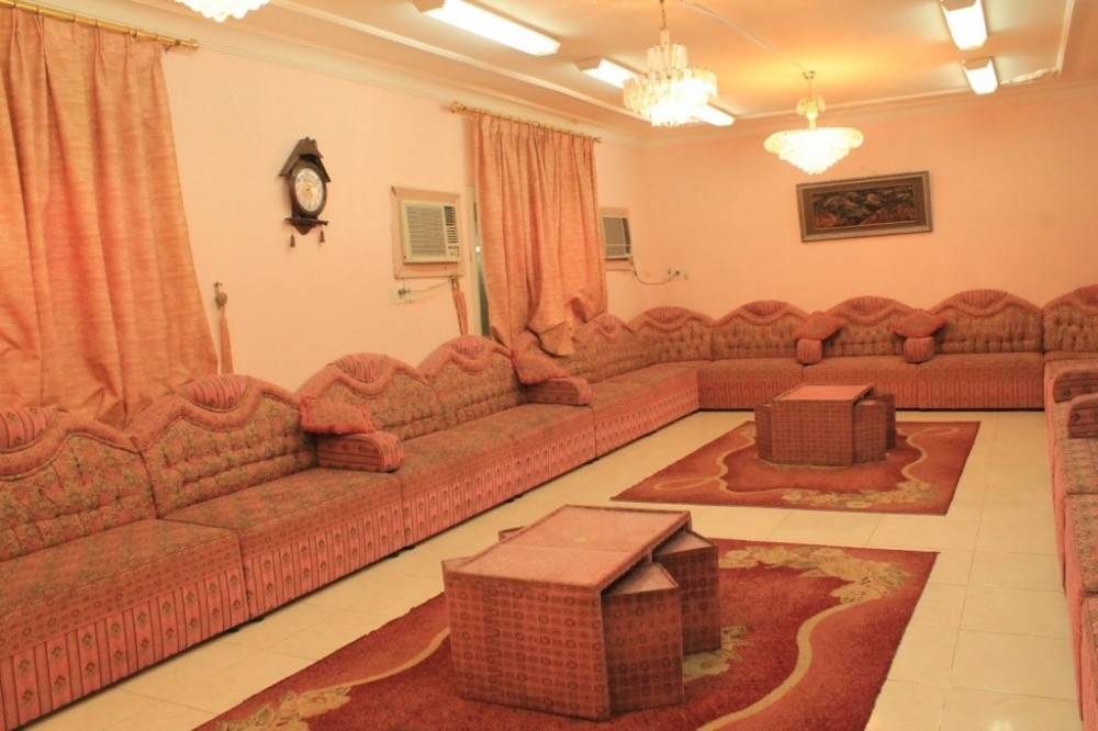 شركة تنظيف مجالس بالمزاحميه