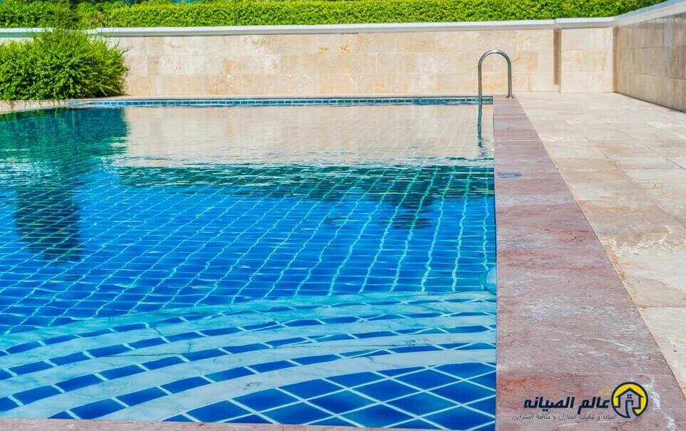شركة تنظيف مسابح